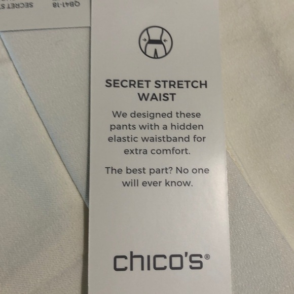 CHICO’S Secret Stretch White Shorts - Picture 7 of 11